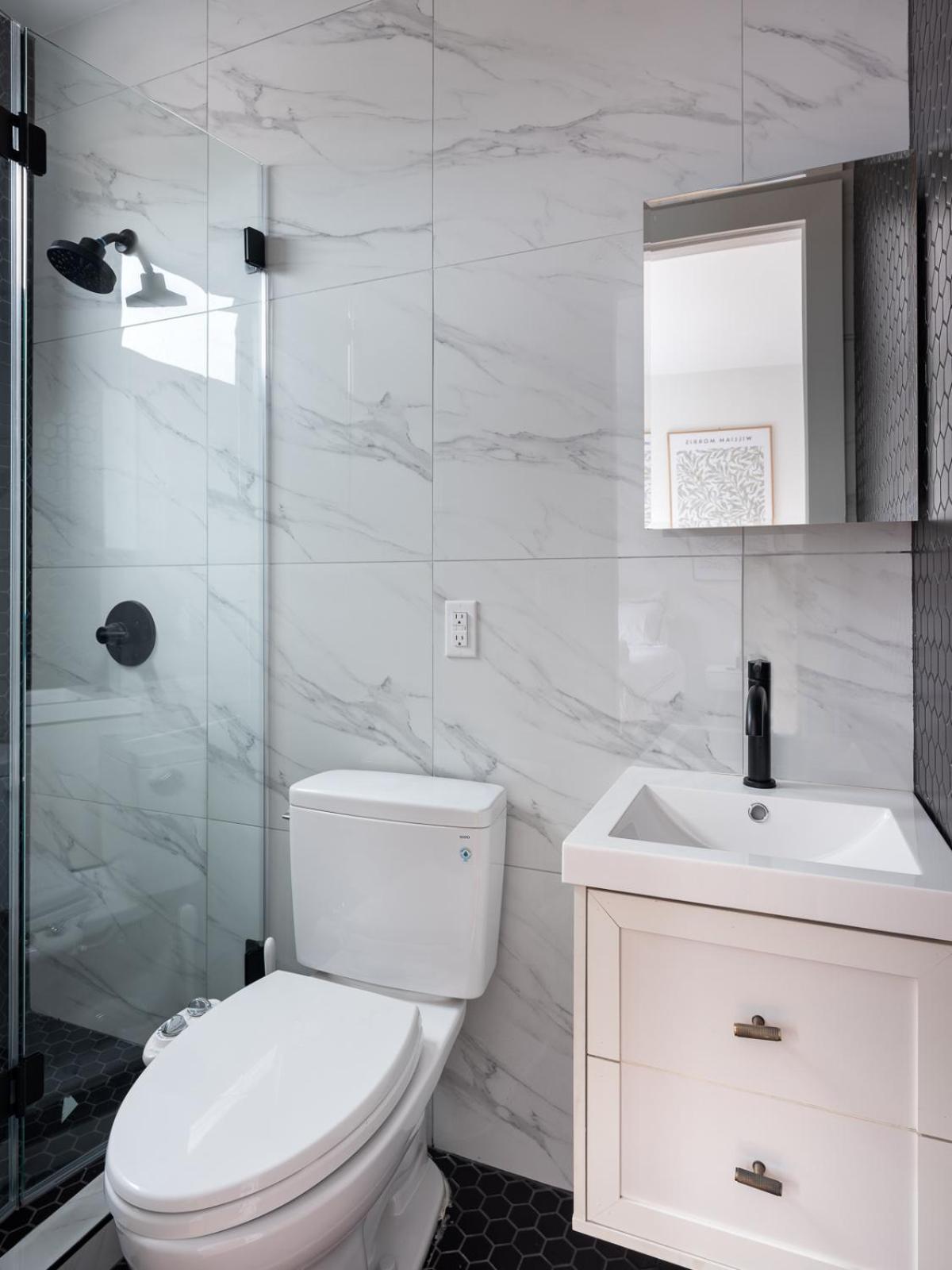 Three Bedroom Brooklynite Suite! Нью-Йорк Экстерьер фото